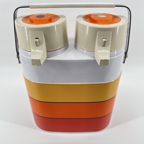 Brocca dispenser refrigeratore